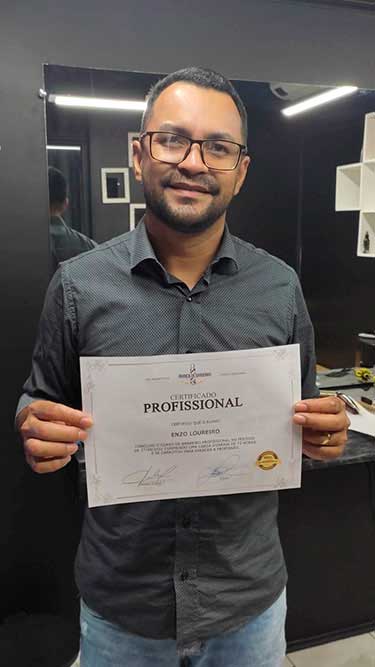 Aluno do Curso de Barbeiro Profissional